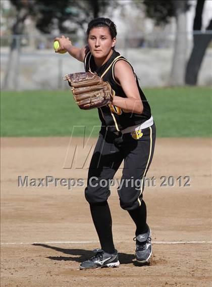 Thumbnail 2 in Antelope Valley vs. Boron (Desert Classic) photogallery.