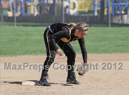 Thumbnail 1 in Antelope Valley vs. Boron (Desert Classic) photogallery.