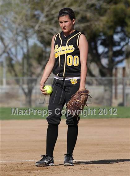 Thumbnail 1 in Antelope Valley vs. Boron (Desert Classic) photogallery.