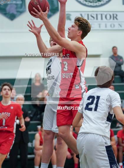 Thumbnail 3 in Regis Jesuit vs. Marin Catholic (DLS Vontoure Classic) photogallery.