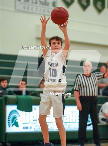 Thumbnail 2 in Regis Jesuit vs. Marin Catholic (DLS Vontoure Classic) photogallery.