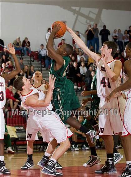 Thumbnail 2 in De Soto @ Marcus photogallery.