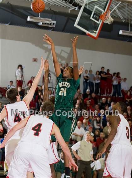 Thumbnail 1 in De Soto @ Marcus photogallery.