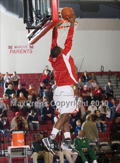 Thumbnail 2 in De Soto @ Marcus photogallery.