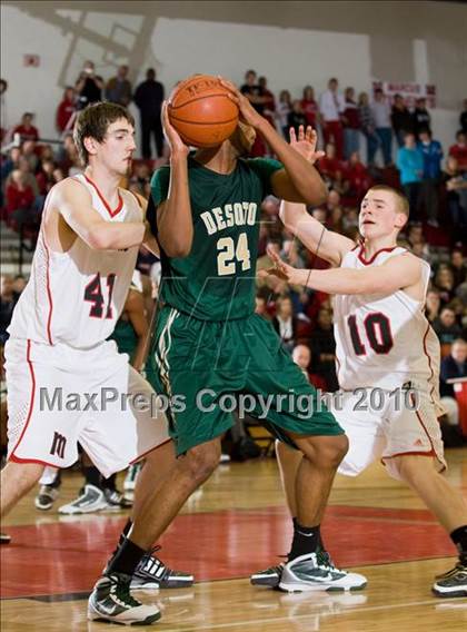 Thumbnail 2 in De Soto @ Marcus photogallery.