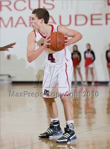 Thumbnail 2 in De Soto @ Marcus photogallery.