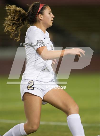 Thumbnail 3 in St. Ignatius vs. Archbishop Mitty (CIF CCS Open Division Final) photogallery.