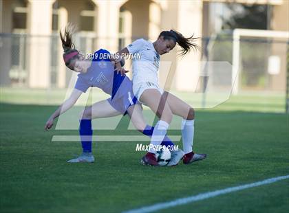 Thumbnail 3 in St. Ignatius vs. Archbishop Mitty (CIF CCS Open Division Final) photogallery.