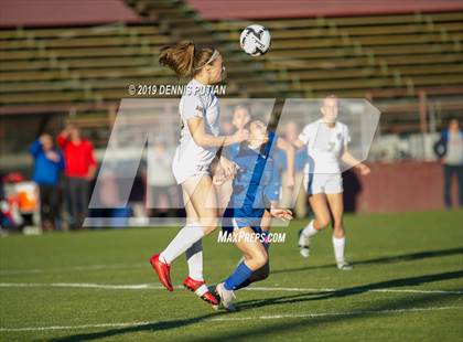 Thumbnail 3 in St. Ignatius vs. Archbishop Mitty (CIF CCS Open Division Final) photogallery.