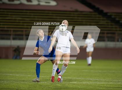 Thumbnail 3 in St. Ignatius vs. Archbishop Mitty (CIF CCS Open Division Final) photogallery.