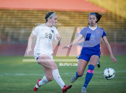 Thumbnail 1 in St. Ignatius vs. Archbishop Mitty (CIF CCS Open Division Final) photogallery.