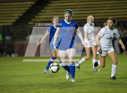 Thumbnail 1 in St. Ignatius vs. Archbishop Mitty (CIF CCS Open Division Final) photogallery.