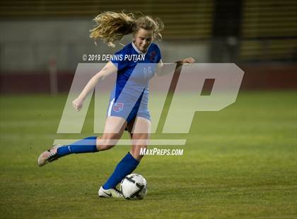 Thumbnail 3 in St. Ignatius vs. Archbishop Mitty (CIF CCS Open Division Final) photogallery.