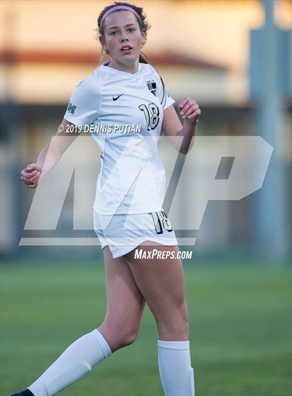 Thumbnail 2 in St. Ignatius vs. Archbishop Mitty (CIF CCS Open Division Final) photogallery.
