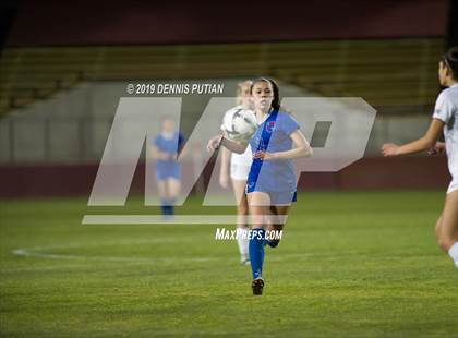 Thumbnail 3 in St. Ignatius vs. Archbishop Mitty (CIF CCS Open Division Final) photogallery.