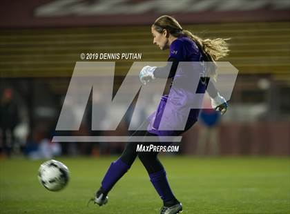 Thumbnail 2 in St. Ignatius vs. Archbishop Mitty (CIF CCS Open Division Final) photogallery.