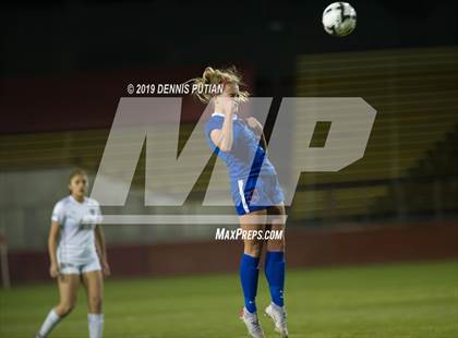 Thumbnail 2 in St. Ignatius vs. Archbishop Mitty (CIF CCS Open Division Final) photogallery.