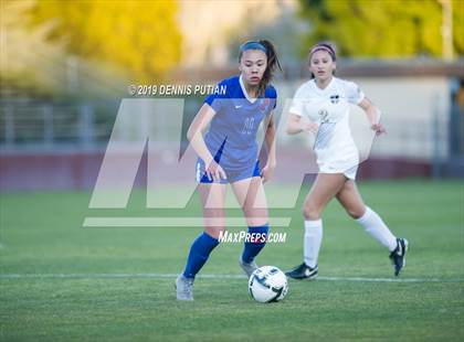 Thumbnail 3 in St. Ignatius vs. Archbishop Mitty (CIF CCS Open Division Final) photogallery.