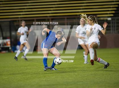 Thumbnail 2 in St. Ignatius vs. Archbishop Mitty (CIF CCS Open Division Final) photogallery.