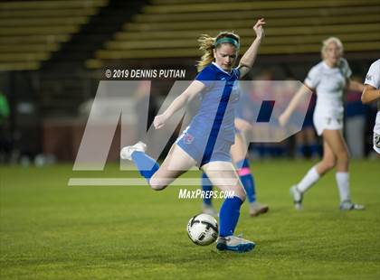 Thumbnail 3 in St. Ignatius vs. Archbishop Mitty (CIF CCS Open Division Final) photogallery.