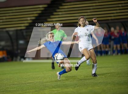 Thumbnail 2 in St. Ignatius vs. Archbishop Mitty (CIF CCS Open Division Final) photogallery.