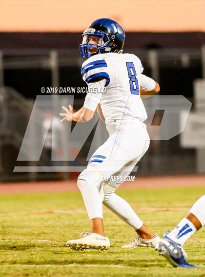 Thumbnail 1 in Perry vs Chandler photogallery.