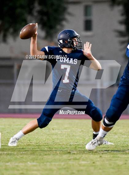 Thumbnail 3 in Perry vs Chandler photogallery.