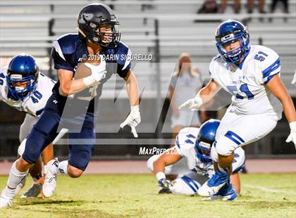 Thumbnail 1 in Perry vs Chandler photogallery.