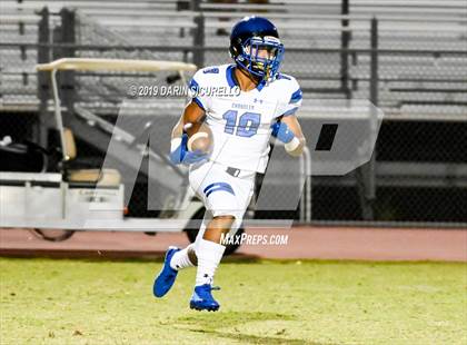 Thumbnail 1 in Perry vs Chandler photogallery.