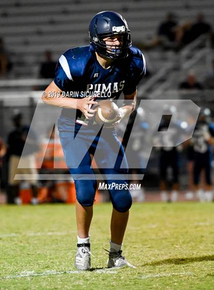 Thumbnail 3 in Perry vs Chandler photogallery.