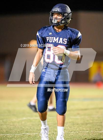 Thumbnail 1 in Perry vs Chandler photogallery.