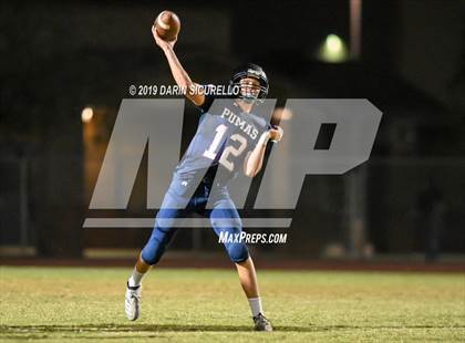 Thumbnail 3 in Perry vs Chandler photogallery.