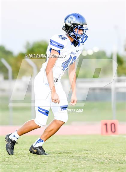 Thumbnail 2 in Perry vs Chandler photogallery.