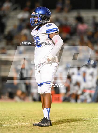 Thumbnail 1 in Perry vs Chandler photogallery.