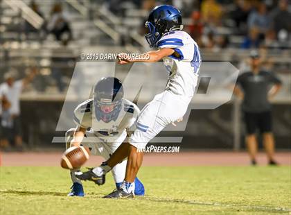 Thumbnail 3 in Perry vs Chandler photogallery.