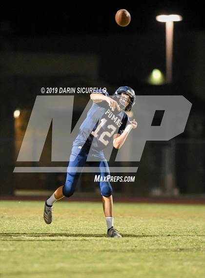 Thumbnail 1 in Perry vs Chandler photogallery.