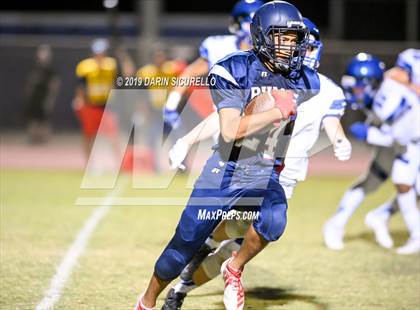 Thumbnail 1 in Perry vs Chandler photogallery.