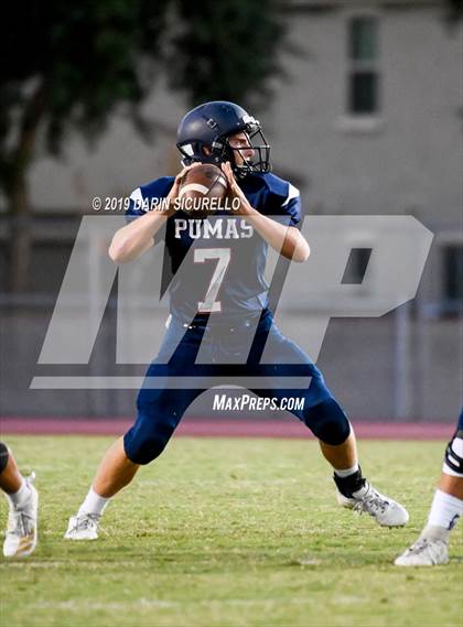 Thumbnail 1 in Perry vs Chandler photogallery.