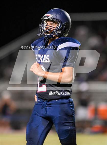 Thumbnail 3 in Perry vs Chandler photogallery.