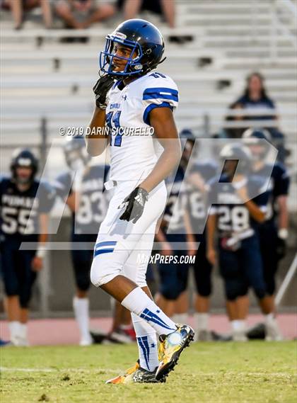 Thumbnail 1 in Perry vs Chandler photogallery.
