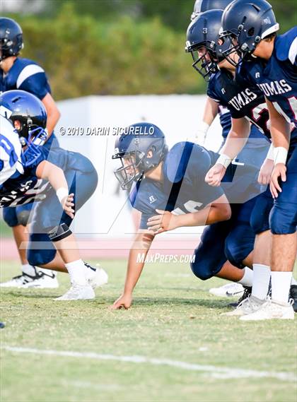 Thumbnail 1 in Perry vs Chandler photogallery.