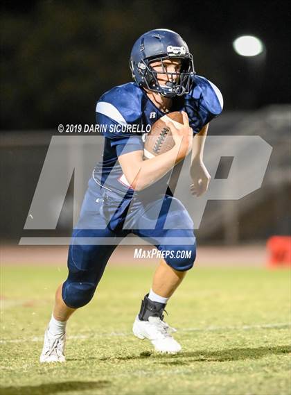 Thumbnail 2 in Perry vs Chandler photogallery.