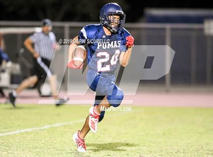 Thumbnail 2 in Perry vs Chandler photogallery.