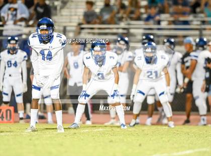 Thumbnail 2 in Perry vs Chandler photogallery.