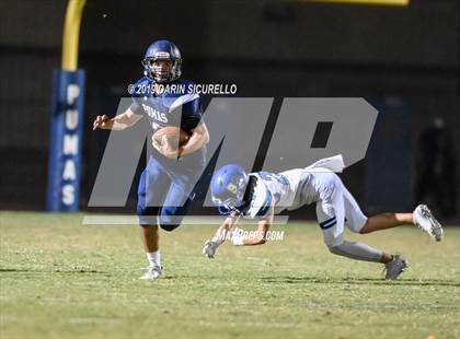 Thumbnail 2 in Perry vs Chandler photogallery.