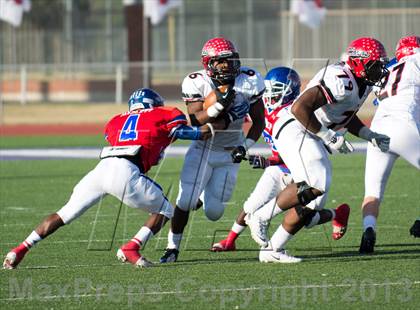 Thumbnail 2 in Cedar Hill vs Cooper (UIL 5A D2 Regional Playoff) photogallery.