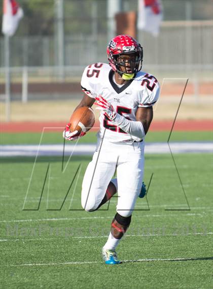 Thumbnail 1 in Cedar Hill vs Cooper (UIL 5A D2 Regional Playoff) photogallery.