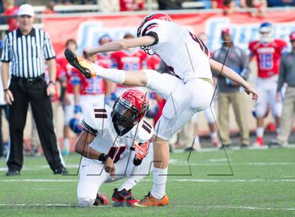 Thumbnail 1 in Cedar Hill vs Cooper (UIL 5A D2 Regional Playoff) photogallery.