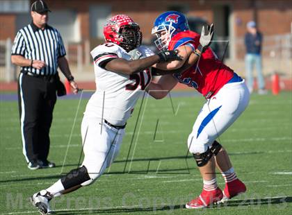 Thumbnail 1 in Cedar Hill vs Cooper (UIL 5A D2 Regional Playoff) photogallery.