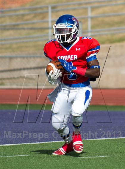 Thumbnail 2 in Cedar Hill vs Cooper (UIL 5A D2 Regional Playoff) photogallery.